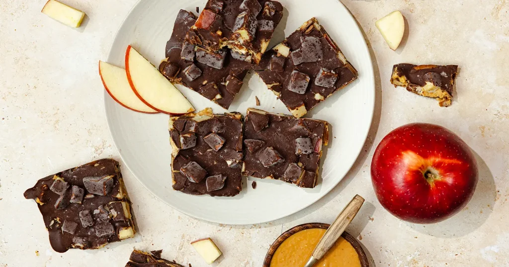 Cosmic Crisp® Apple Date Bark